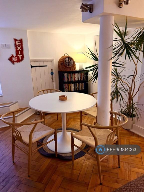 Room Greenberry Street in City of Westminster