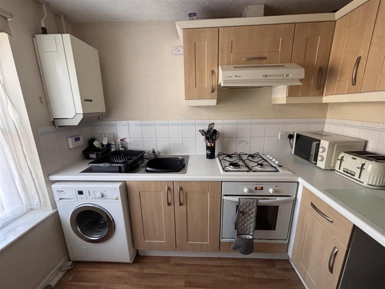 House Attlee Close in Harborough