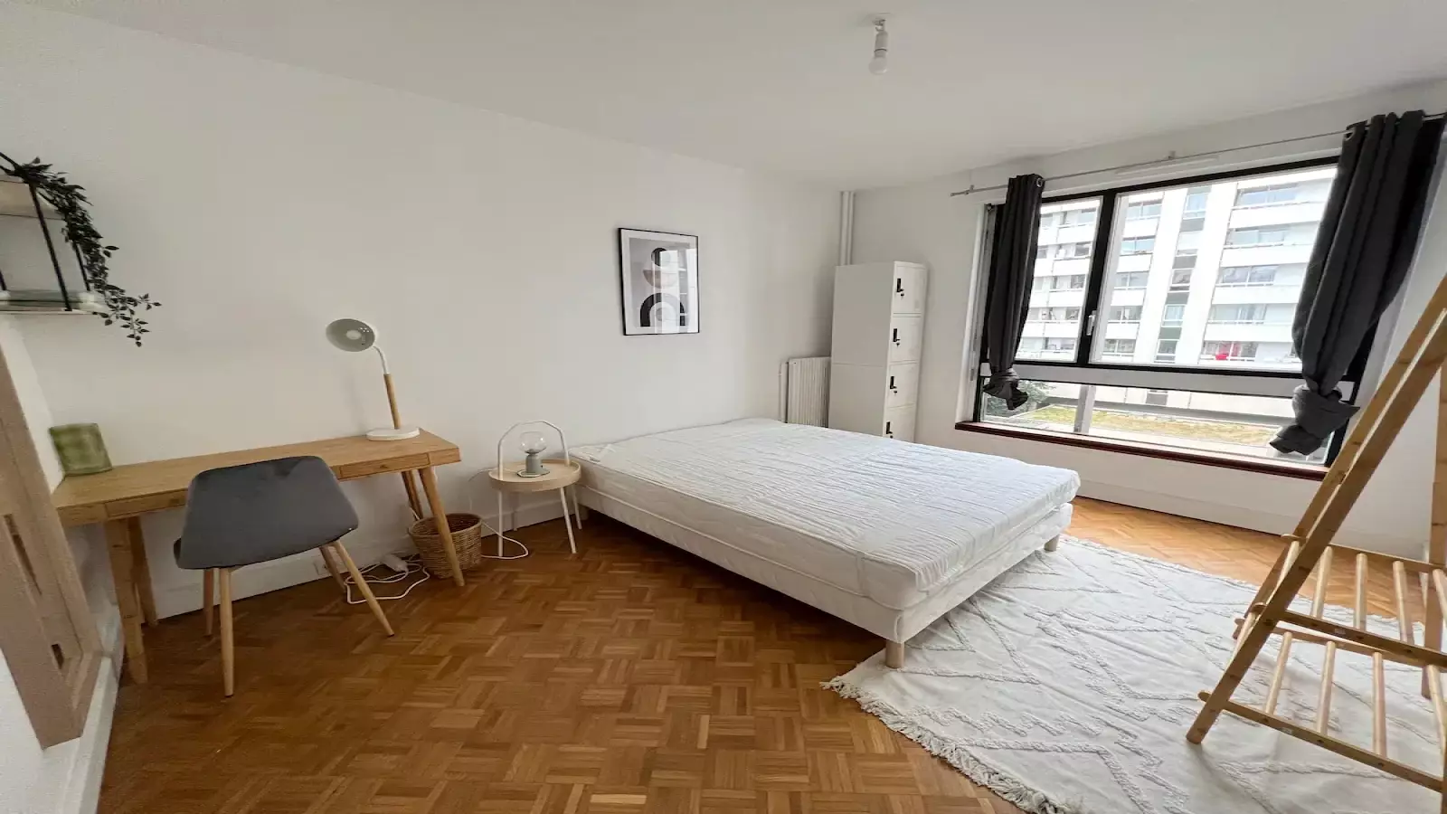 Flat Rue du Colonel Colonna d'Ornano in Paris