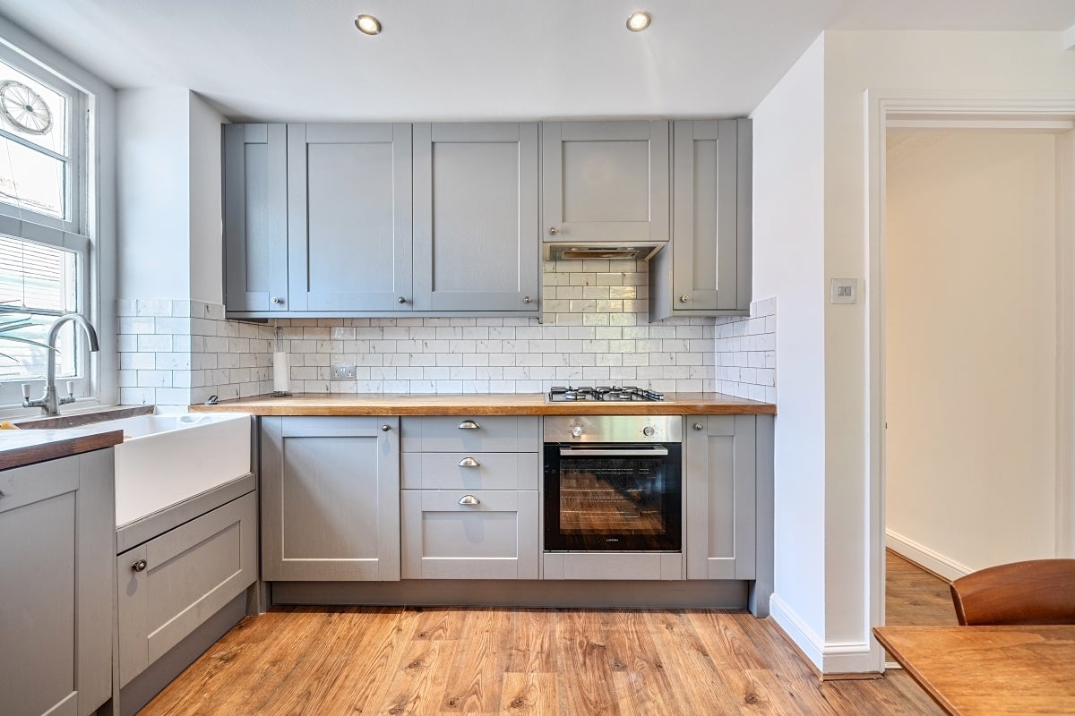 Flat Langland Gardens in Greater London