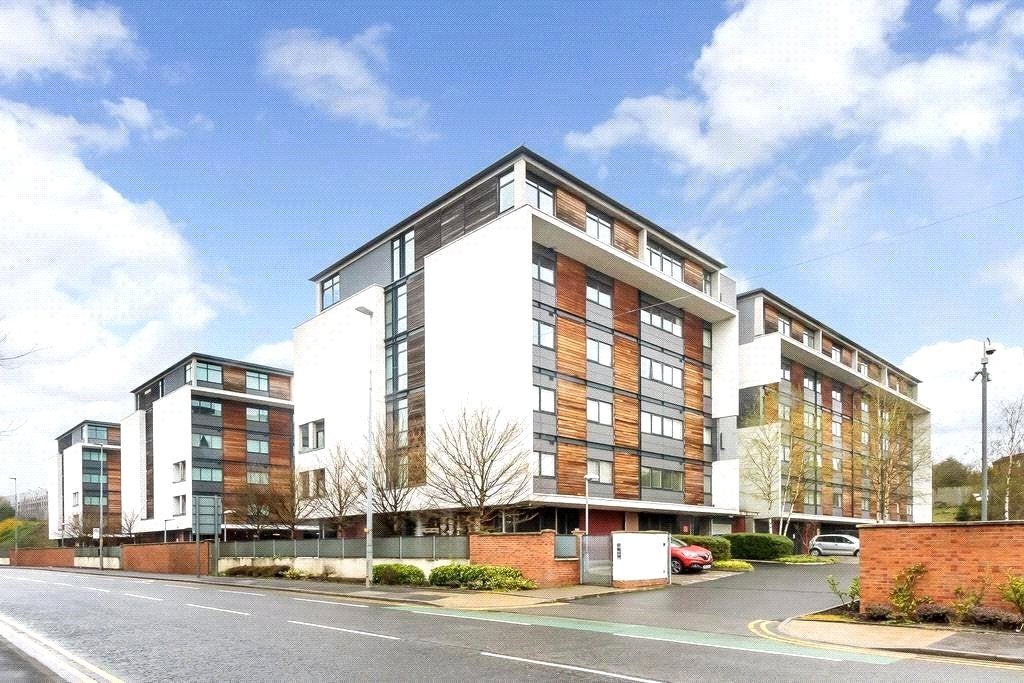 Flat Broadway in Salford