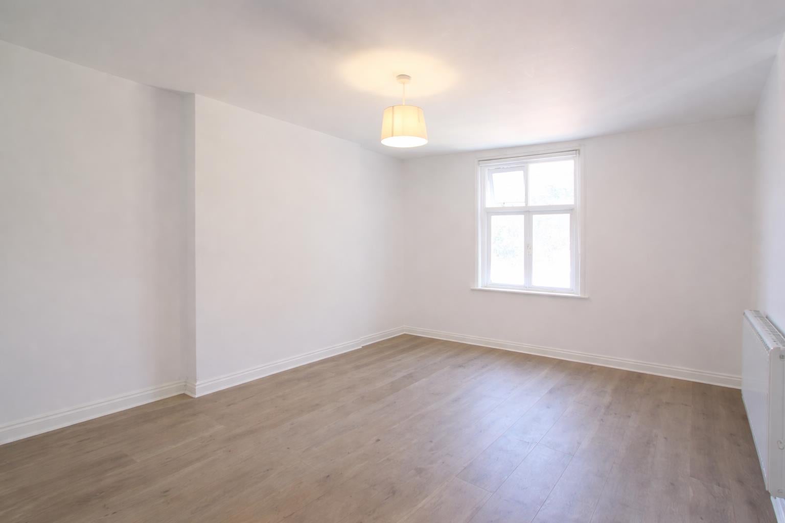 Flat Grand Parade in Brighton