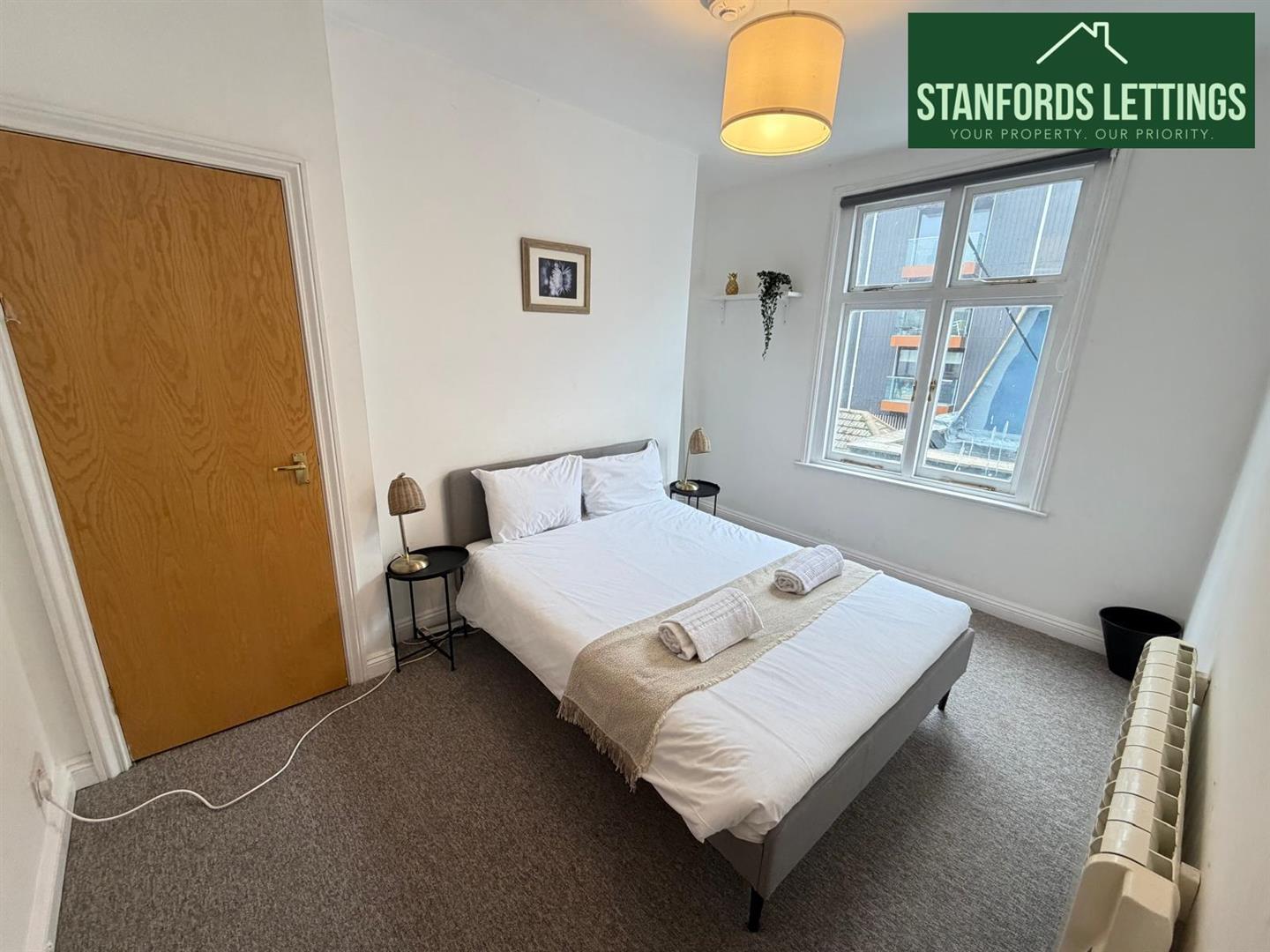 Flat Grand Parade in Brighton