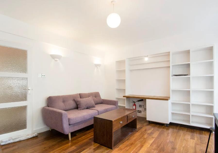 Flat Lodge Road in City of Westminster