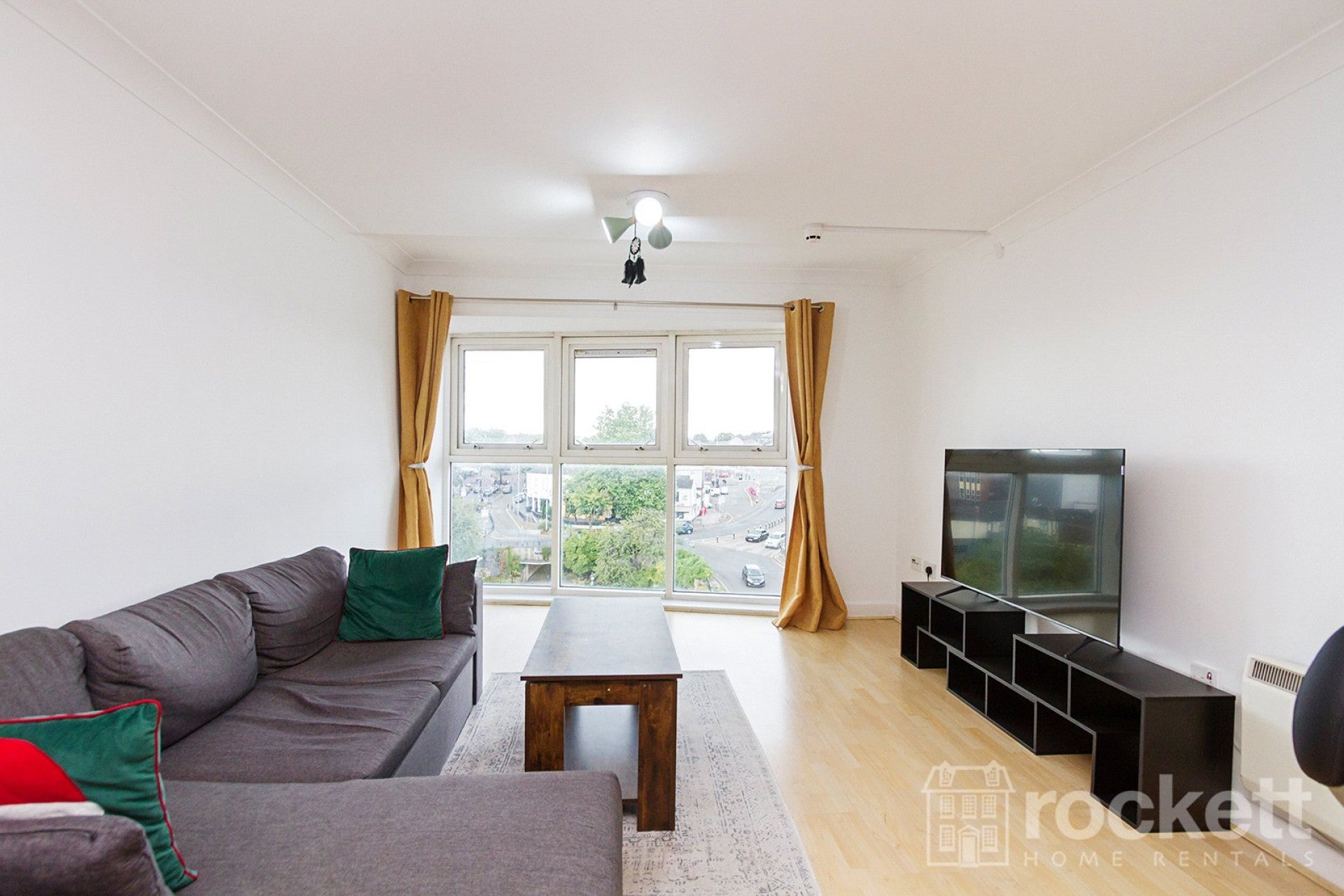 Flat London Road in Newcastle-under-Lyme