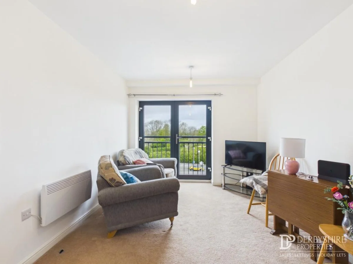 Flat Shiners Way in Bolsover