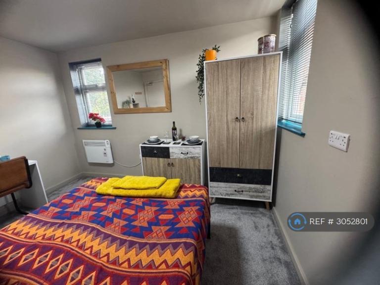 Room Watson Road in Bassetlaw