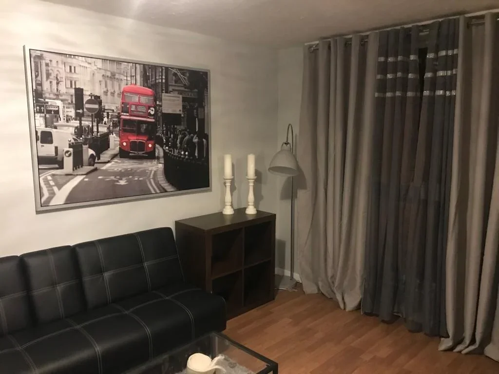 Flat St. Peter's Close in Greater London