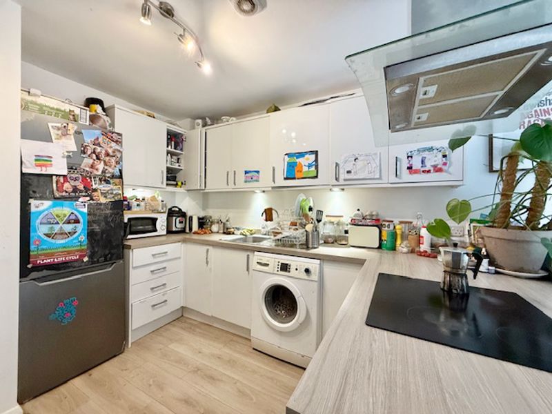 Flat Vesta Road in Greater London