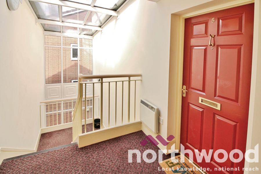 Flat Scarisbrick New Road in Southport