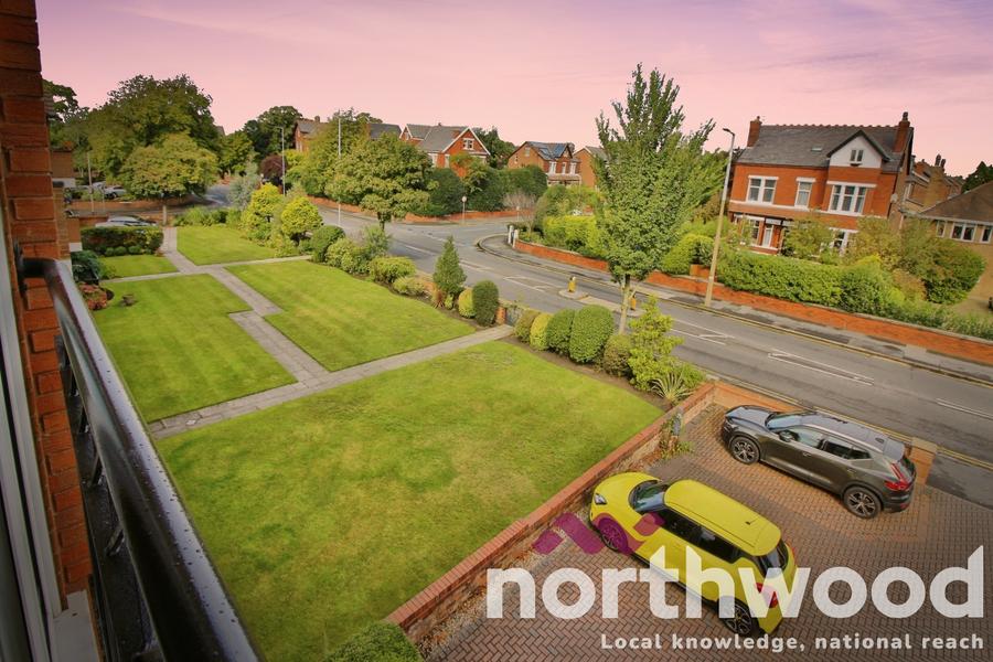 Flat Scarisbrick New Road in Southport