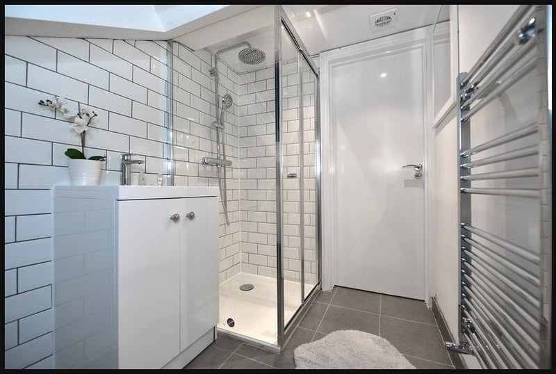 Room Conington Road in Greater London