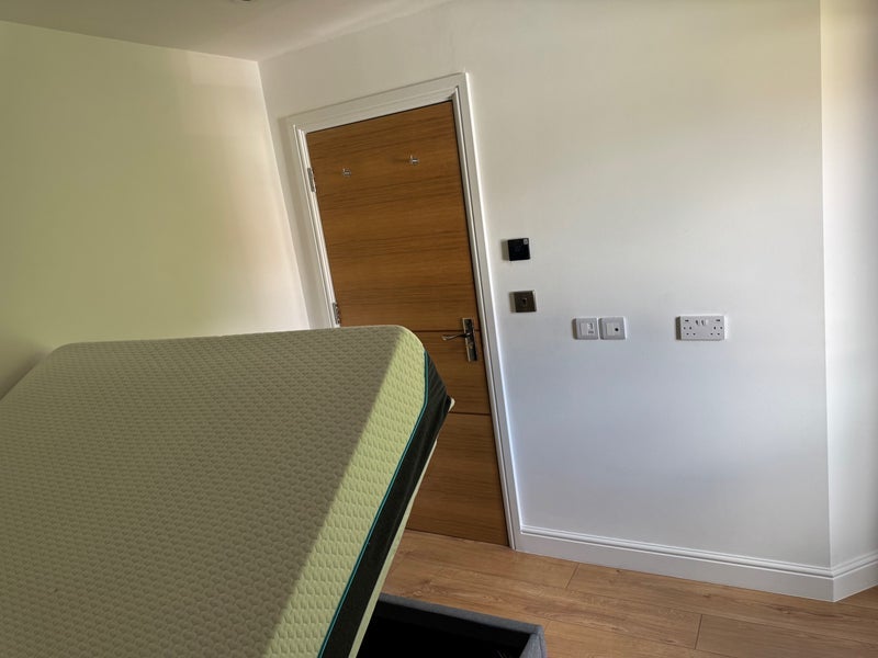 Room Middleham Road in Greater London
