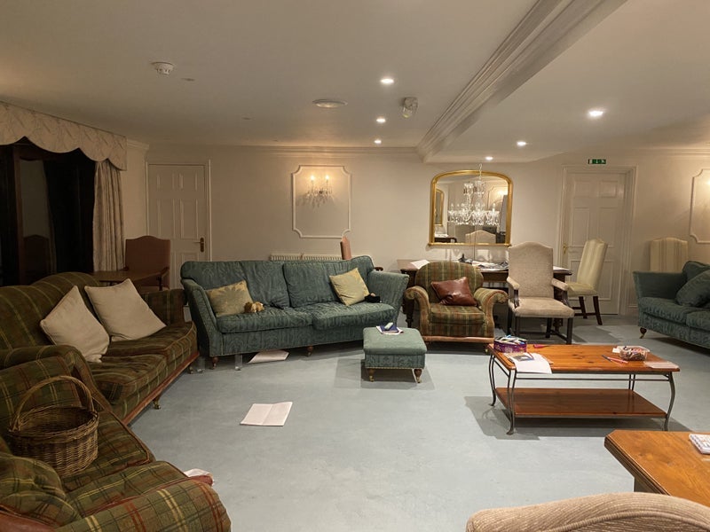 Room Wymers Wood Road in Slough