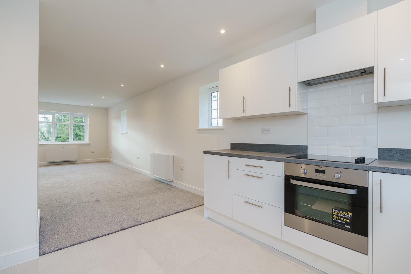 Flat Templeside Gardens in High Wycombe