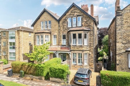 Flat West End Avenue in Harrogate