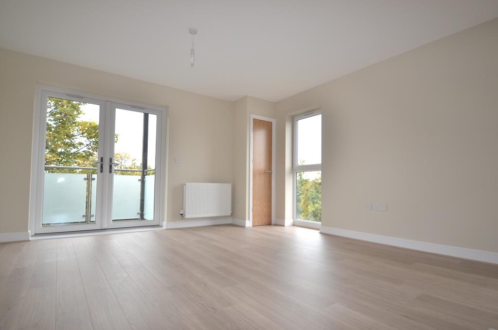 Flat Horton Road in Greater London