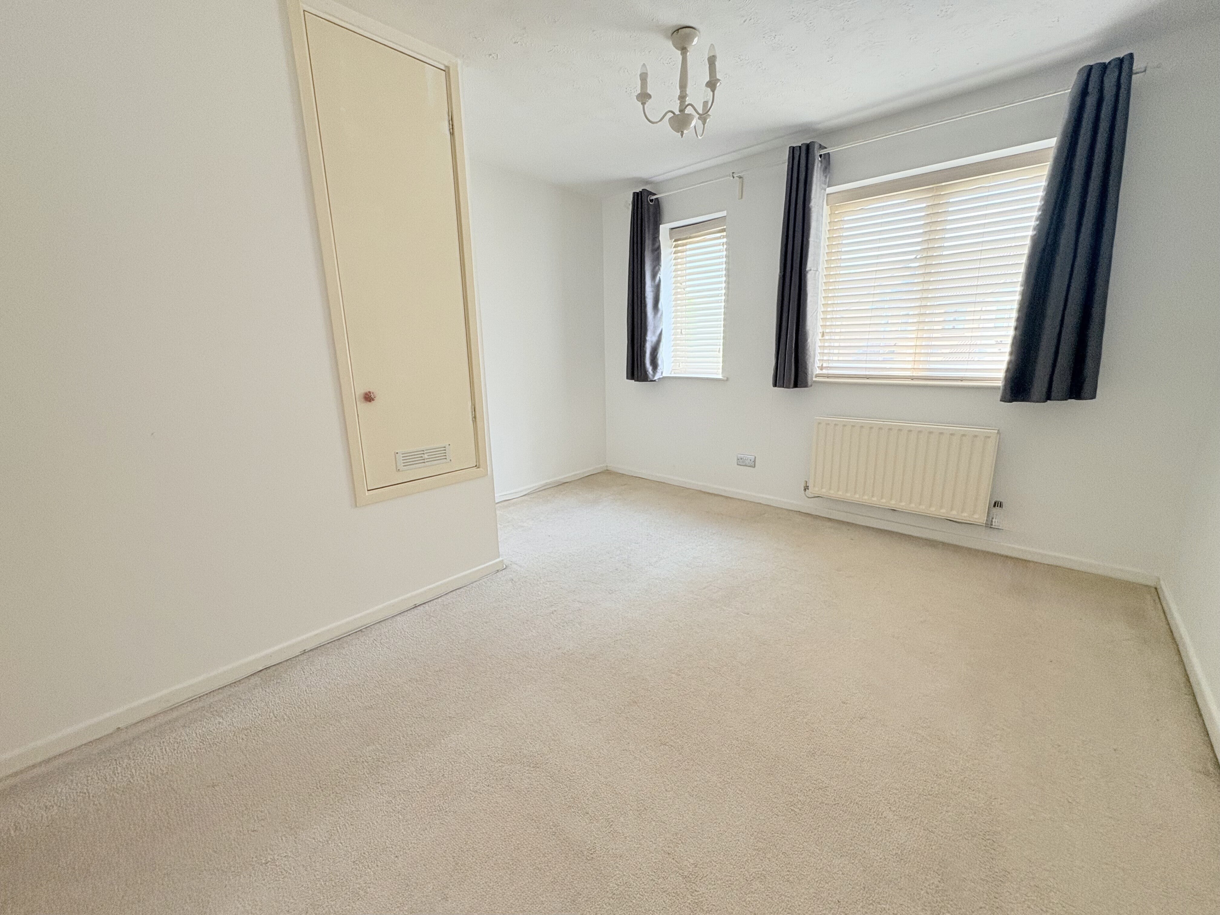 Flat Kinross Drive in Milton Keynes