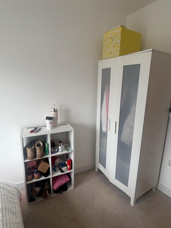 Room Cherry Orchard Road in Greater London
