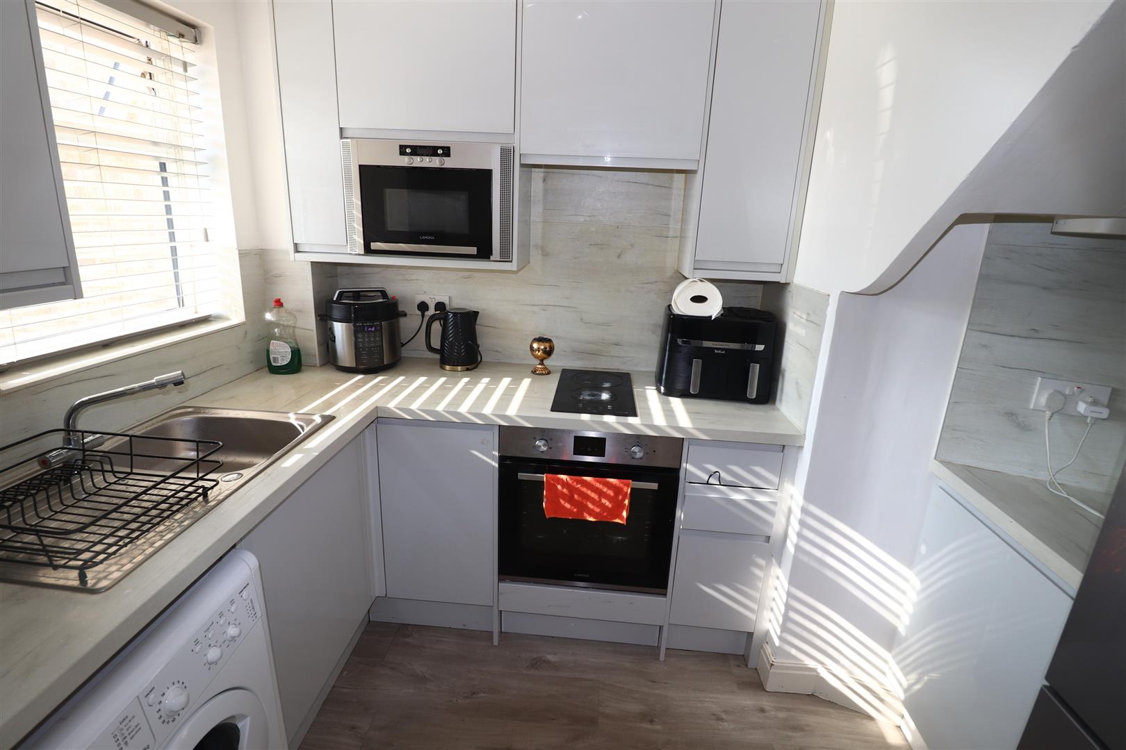House Kingfisher Close in Greater London