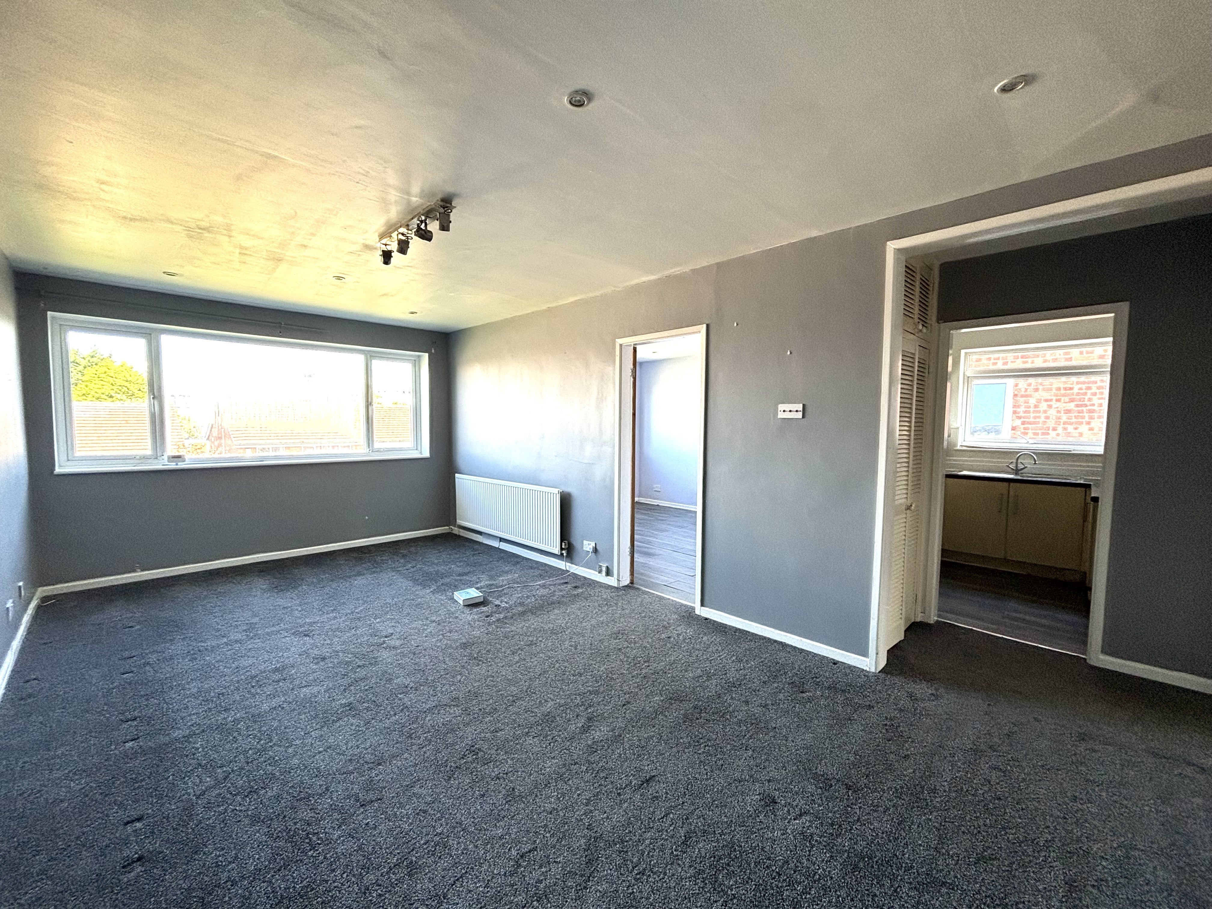 Flat Wellman Croft in Birmingham