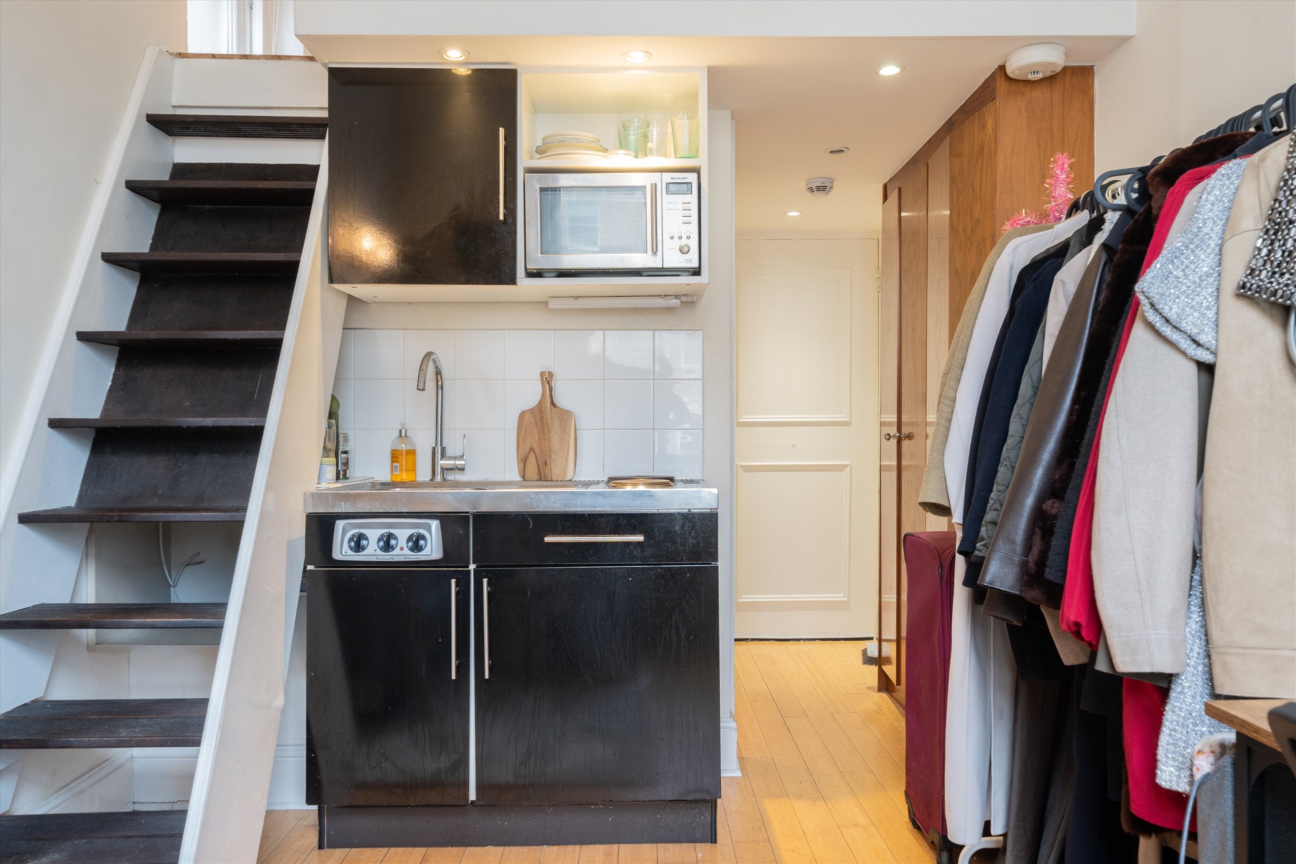 Flat Harrington Gardens in Greater London