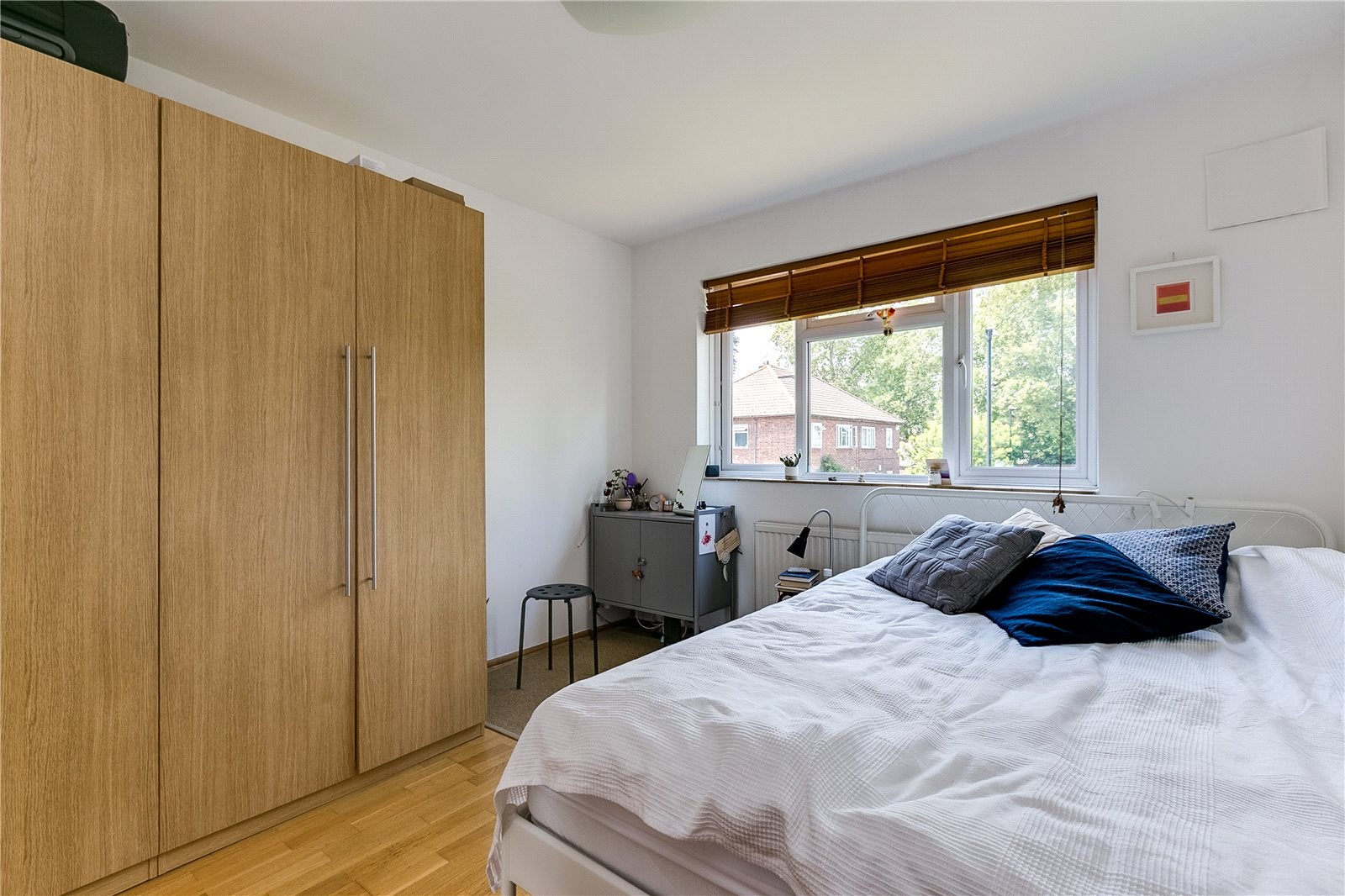 Flat Kelman Close in Greater London