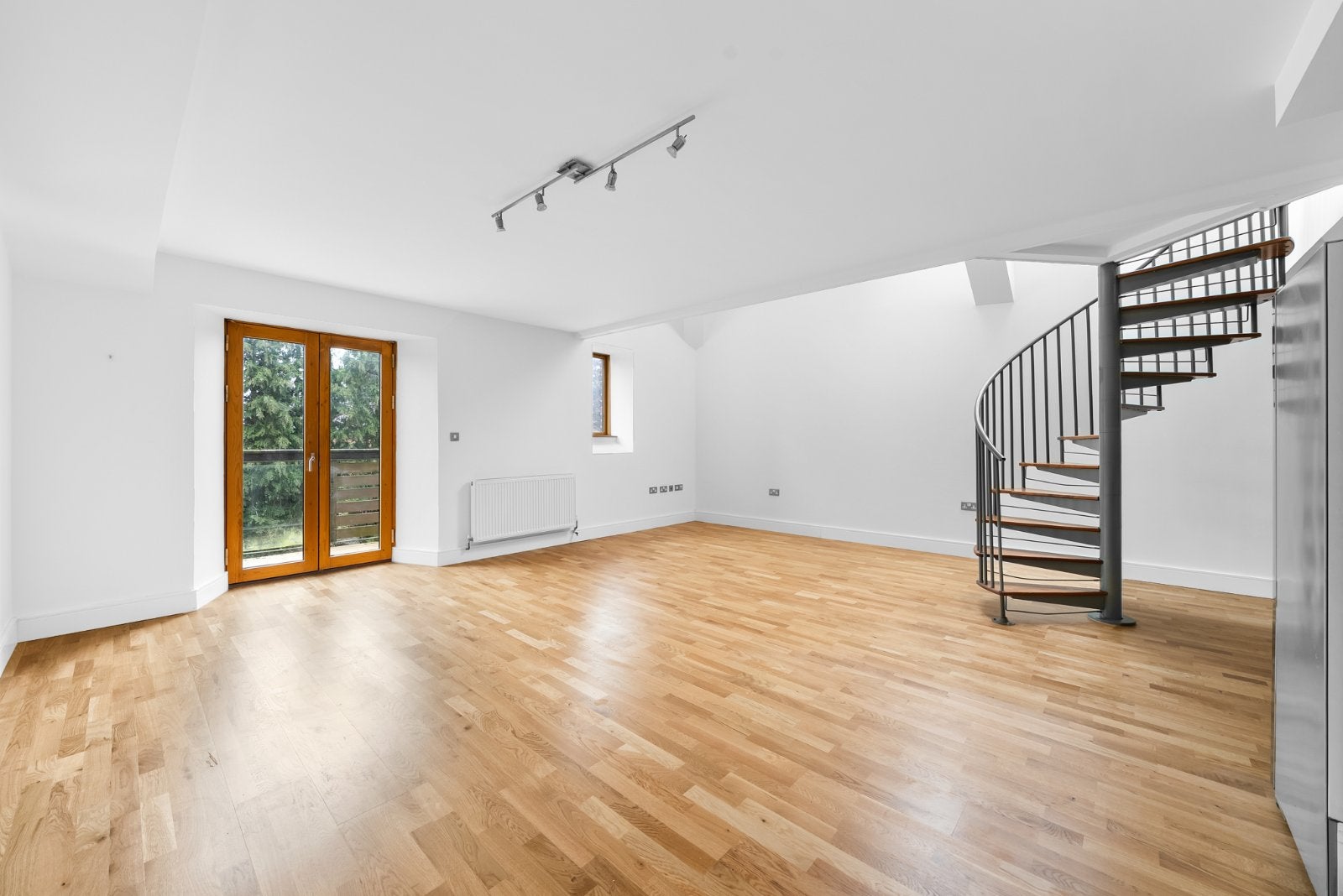 Flat Waterside in Aldborough