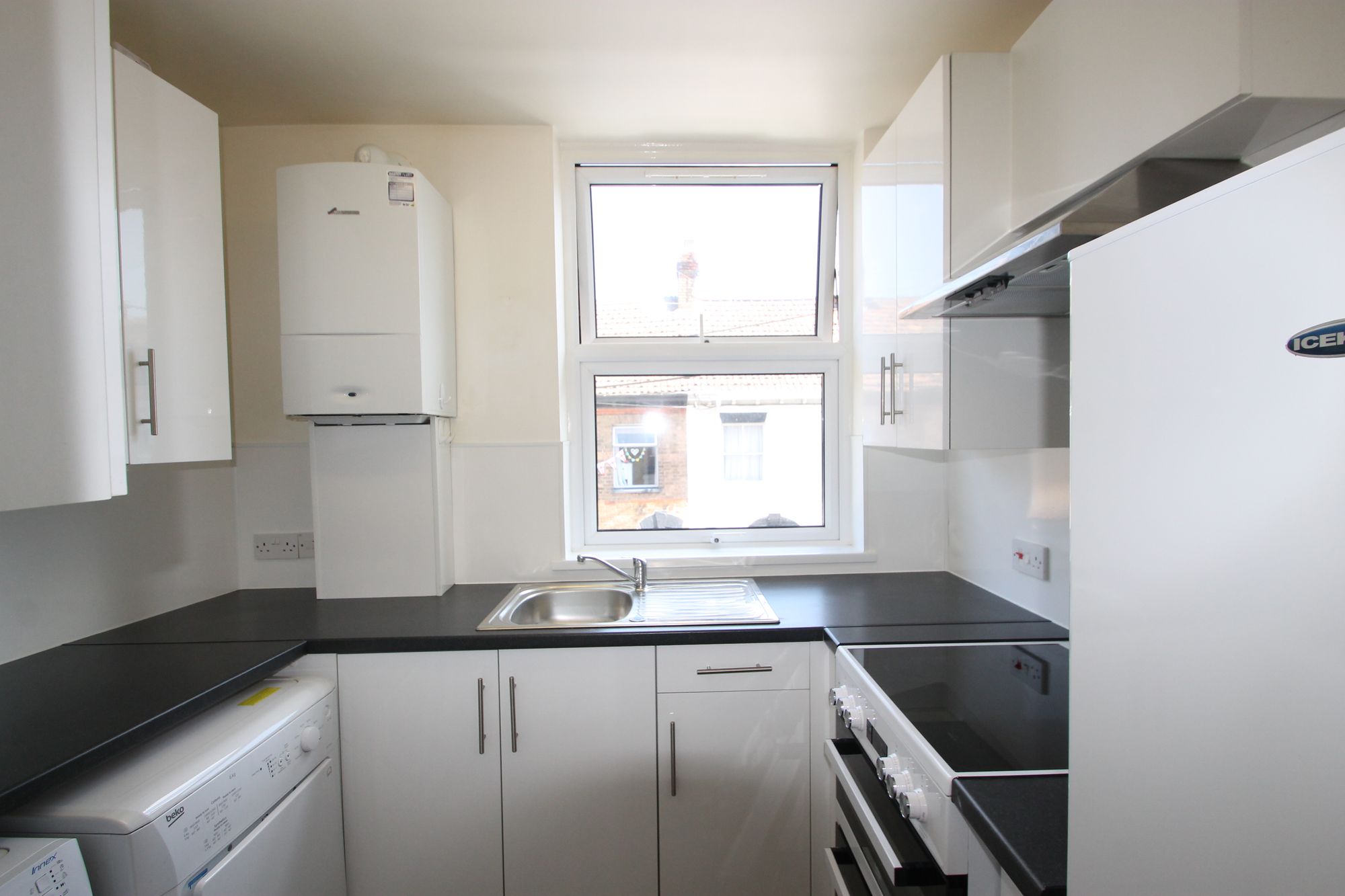 Flat Albemarle Road in Taunton