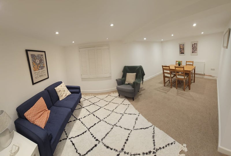 Flat Frenchay Close in Bristol
