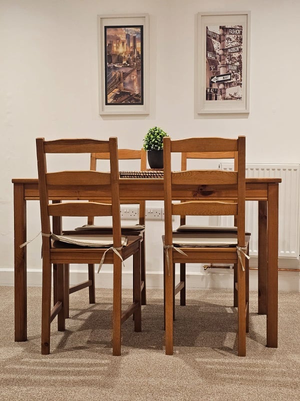 Flat Frenchay Close in Bristol