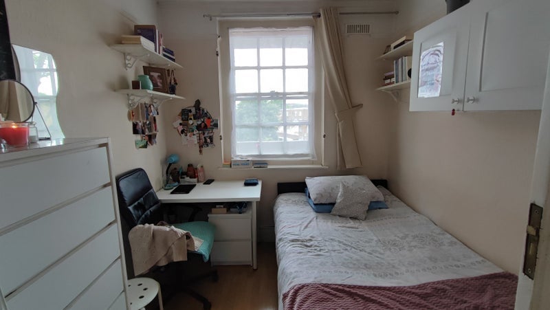 Room Trefil Walk in Greater London