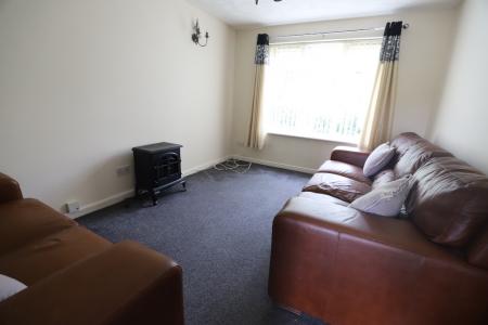 Flat Bucknall Road in Stoke-on-Trent