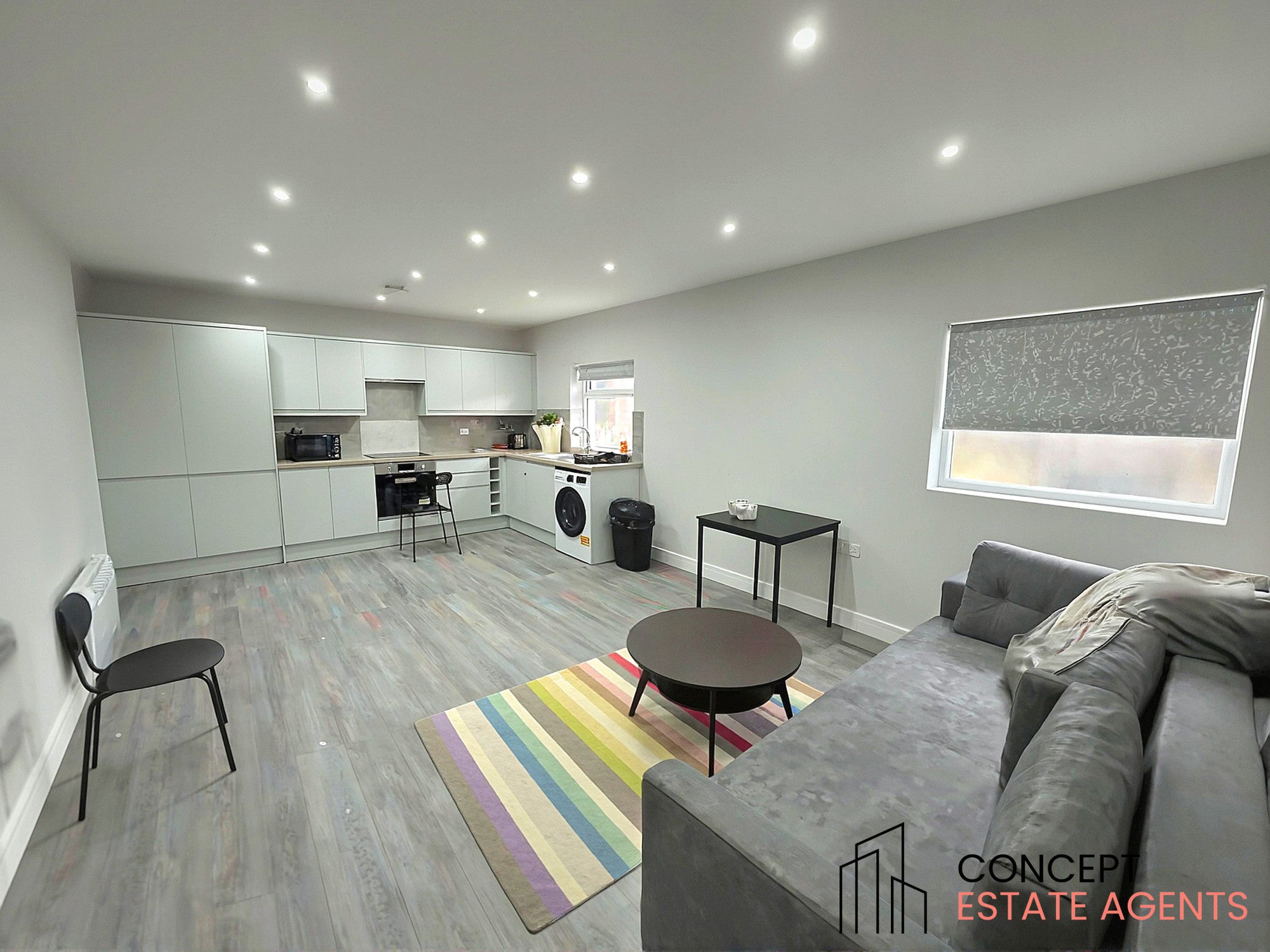 Flat Cavendish Avenue in Greater London