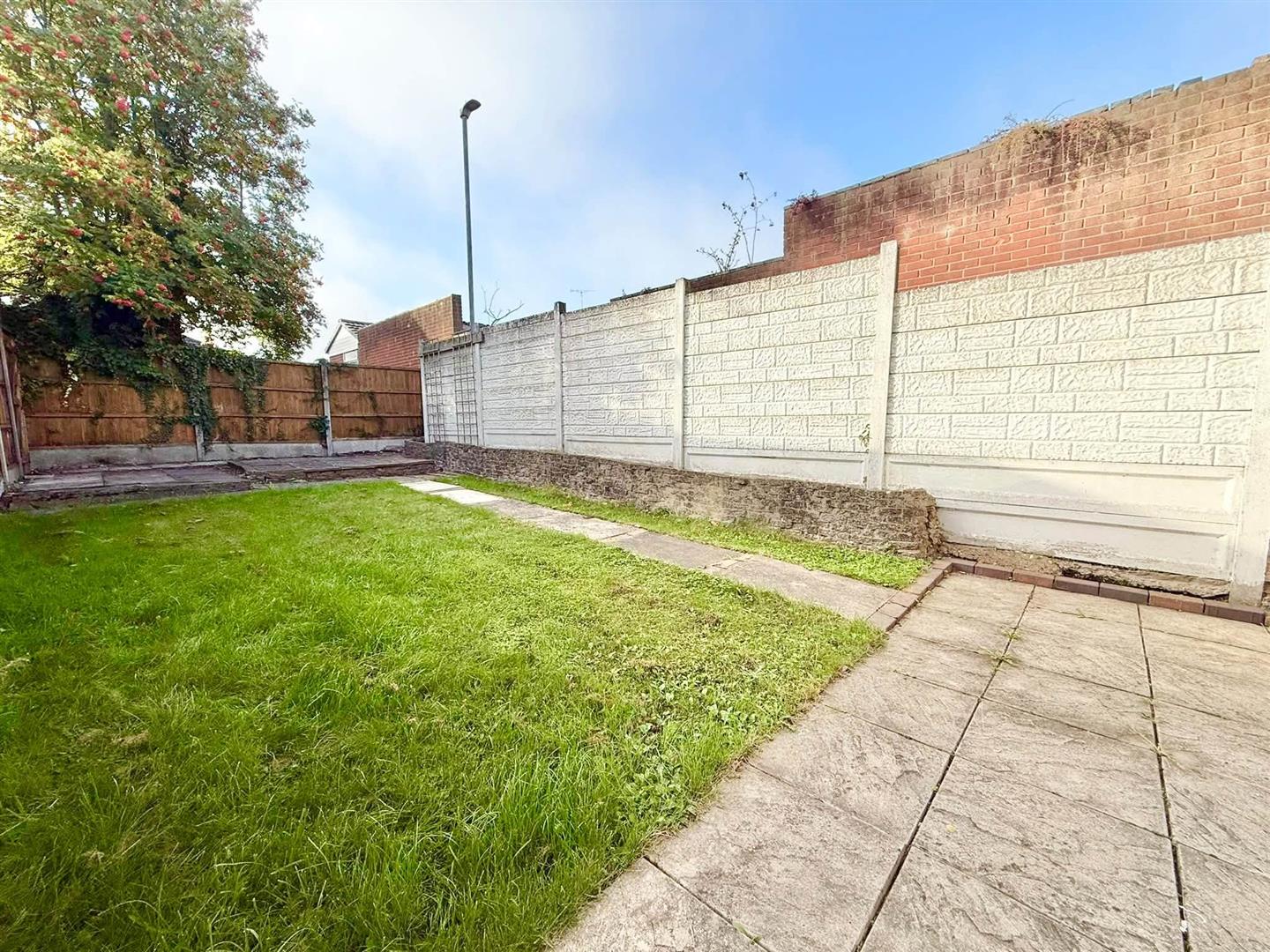 House Silver Walk in Nuneaton and Bedworth