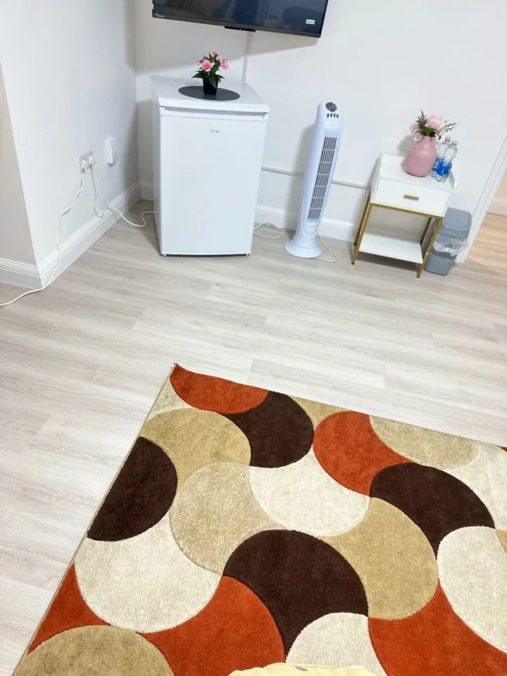 Room Botwell Lane in Greater London