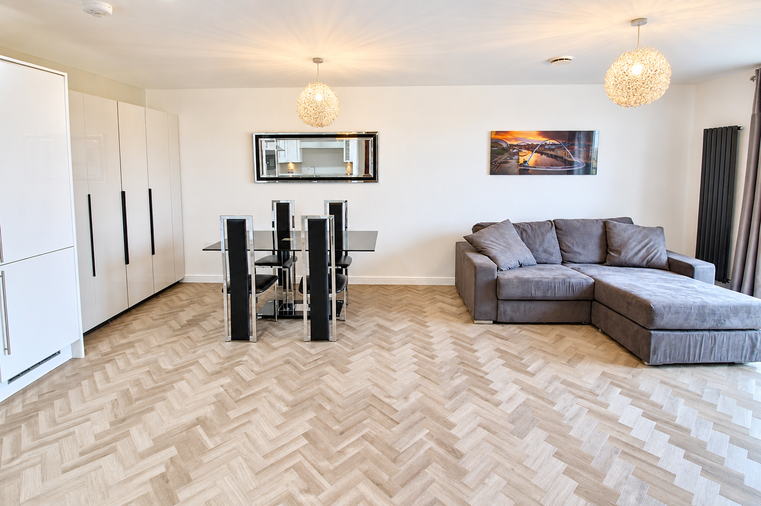 Flat Brinkburn Court in Newcastle upon Tyne