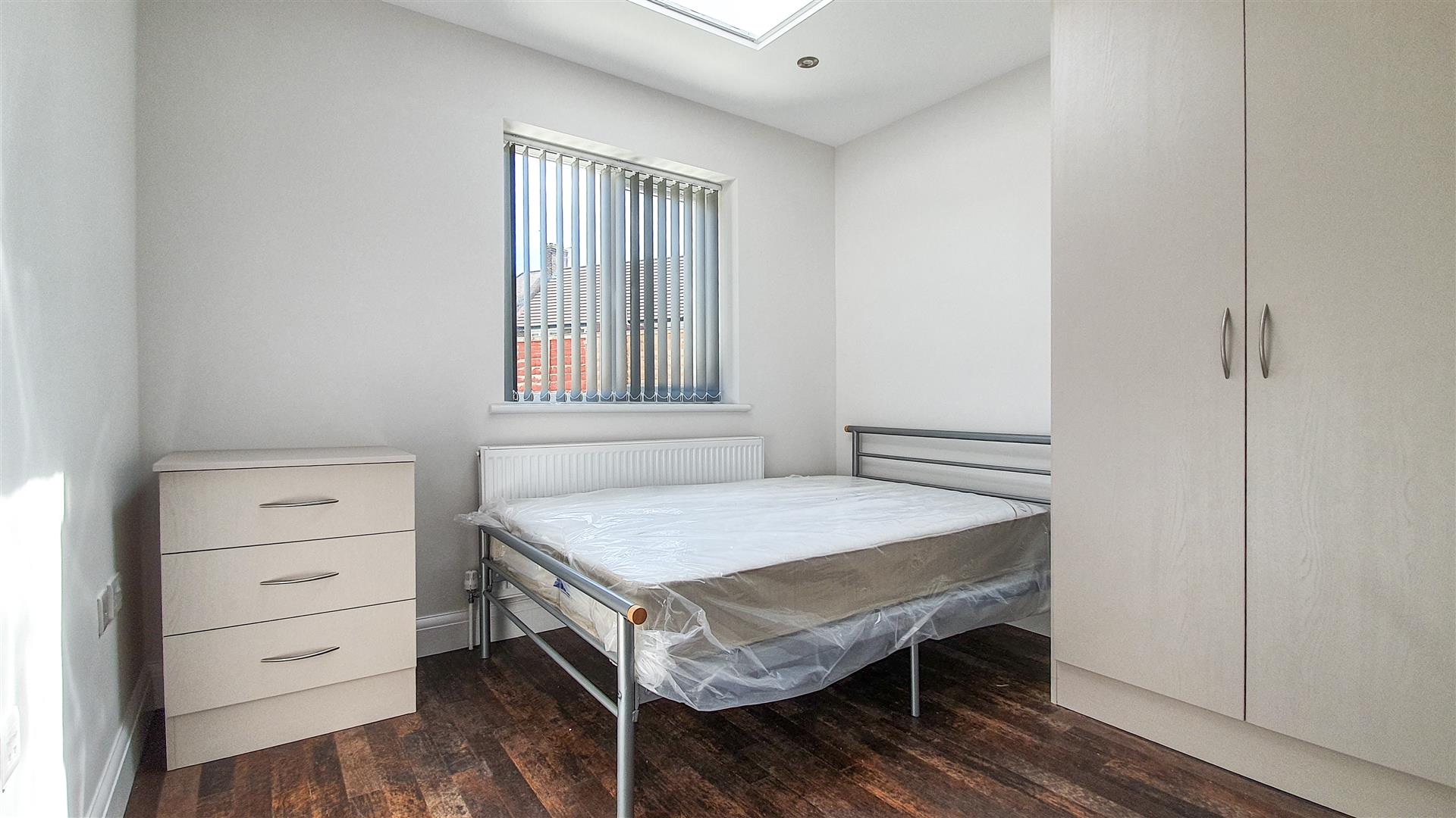 Room John Street in Greater London