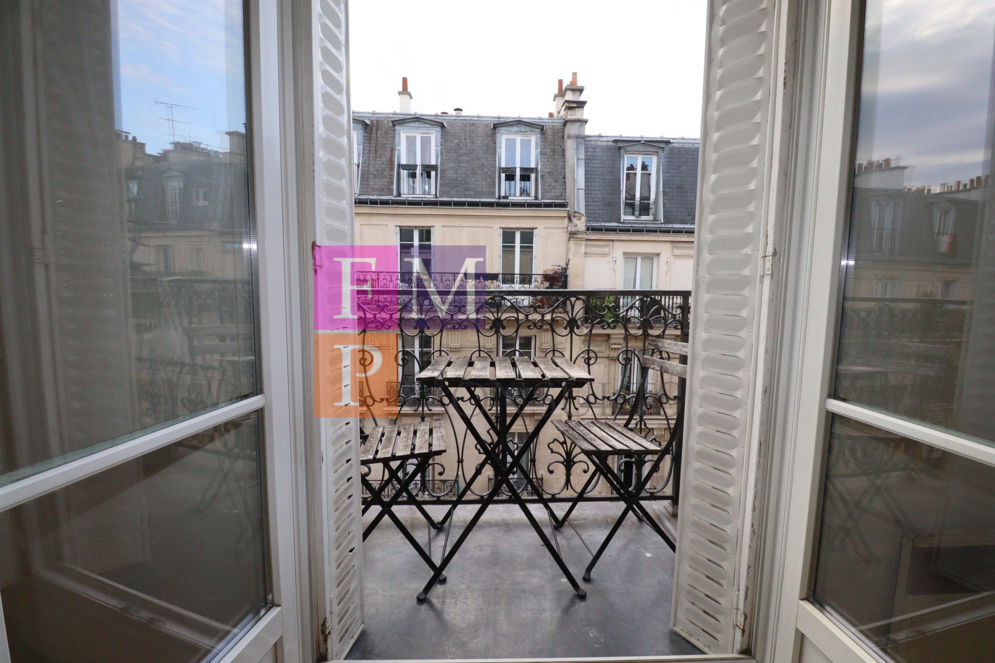 Appartement Rue Pache à Paris