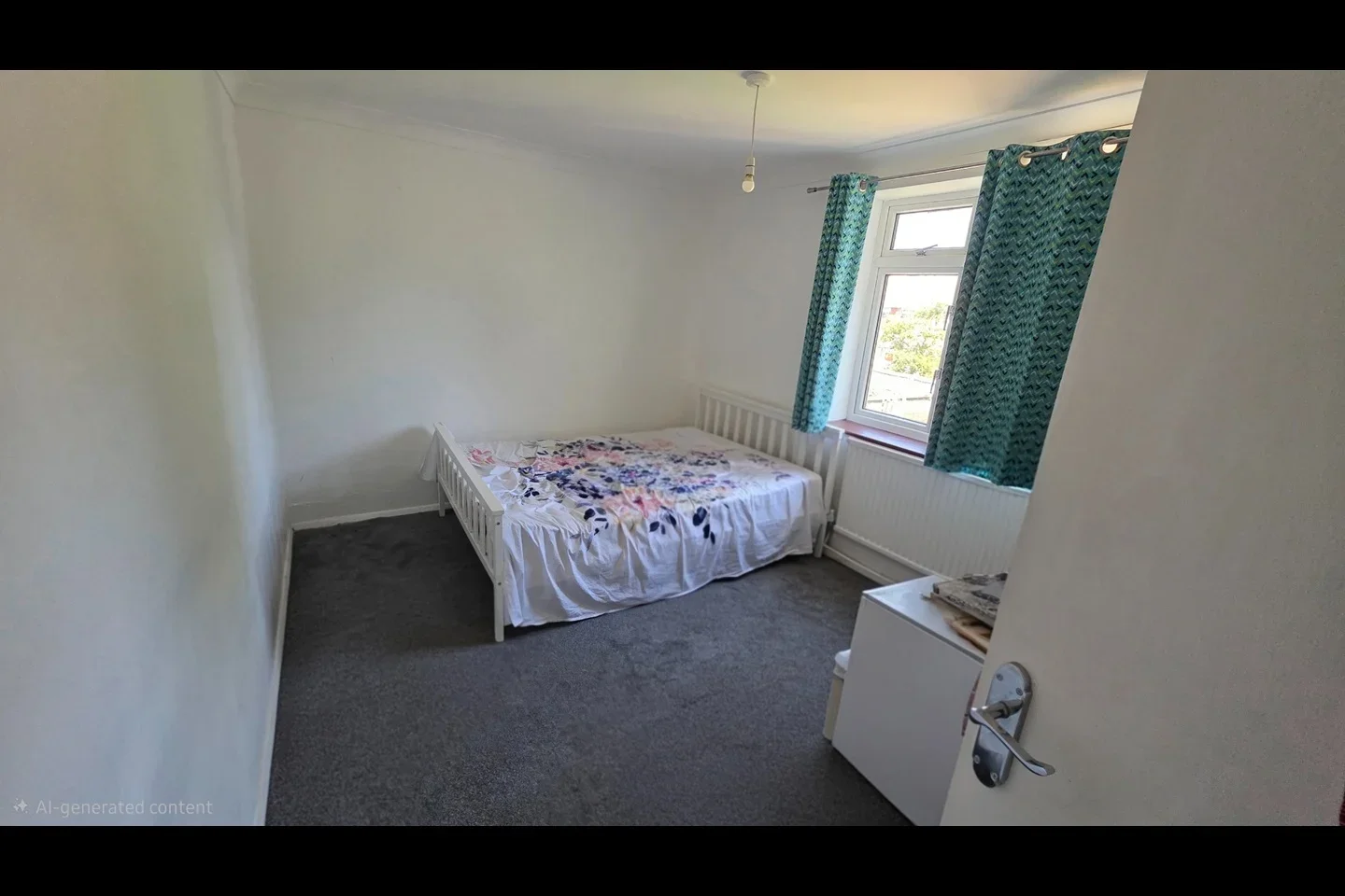 Room Essex Walk in Swindon