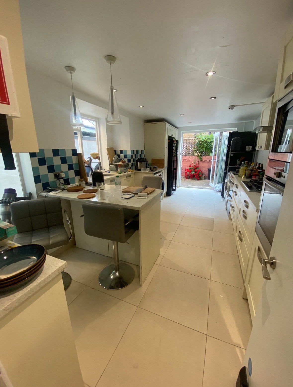 Flat Iffley Road in Greater London