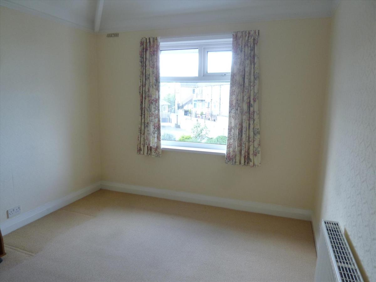 Flat Elm Grove in Morecambe