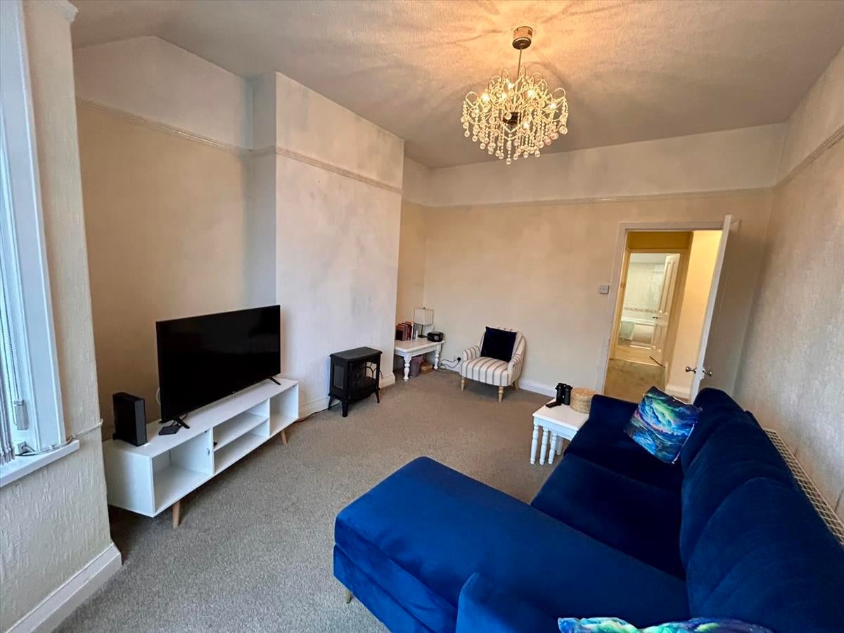 Flat Elm Grove in Morecambe