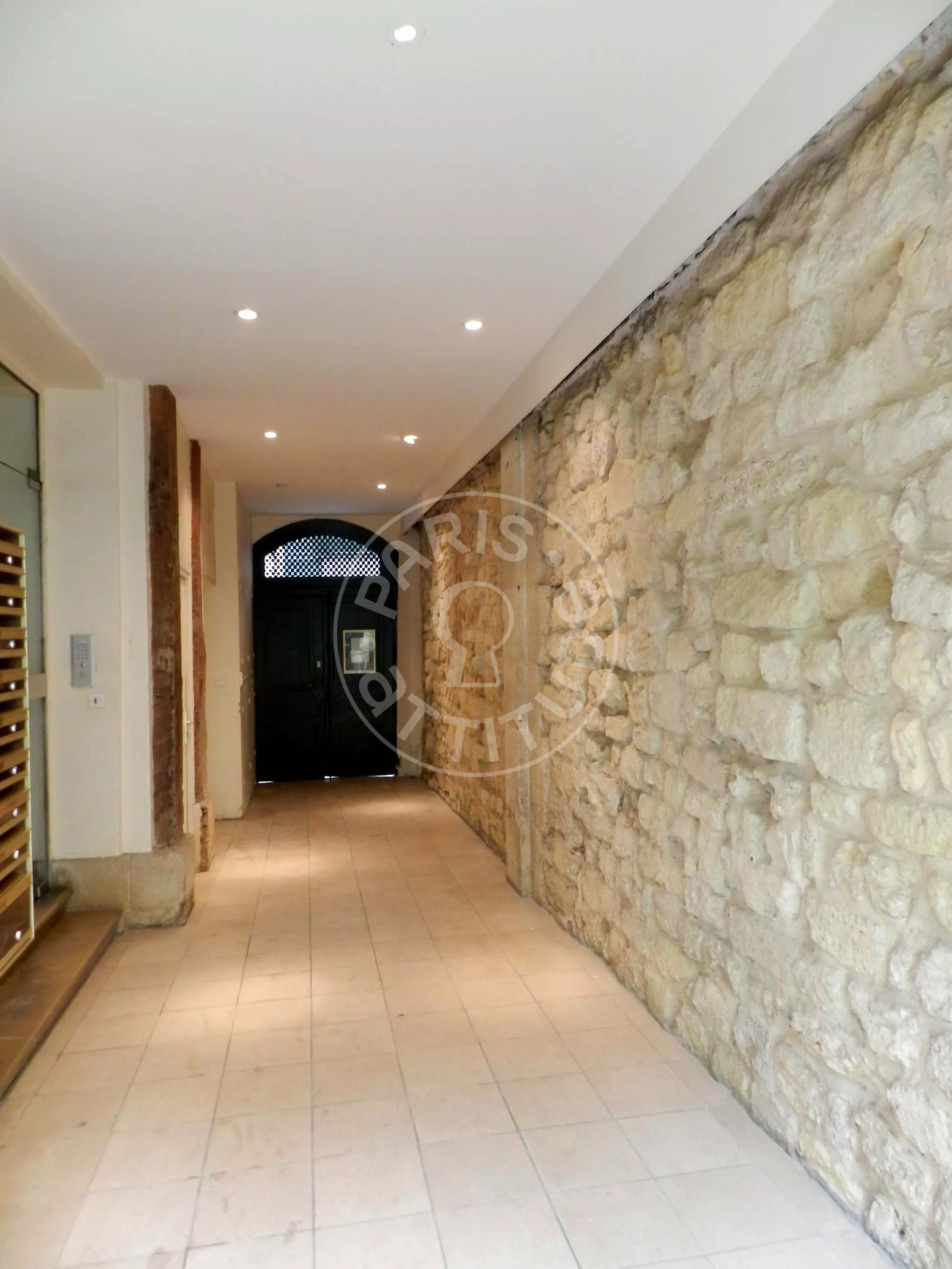 Appartement Rue de la Sourdière à Paris