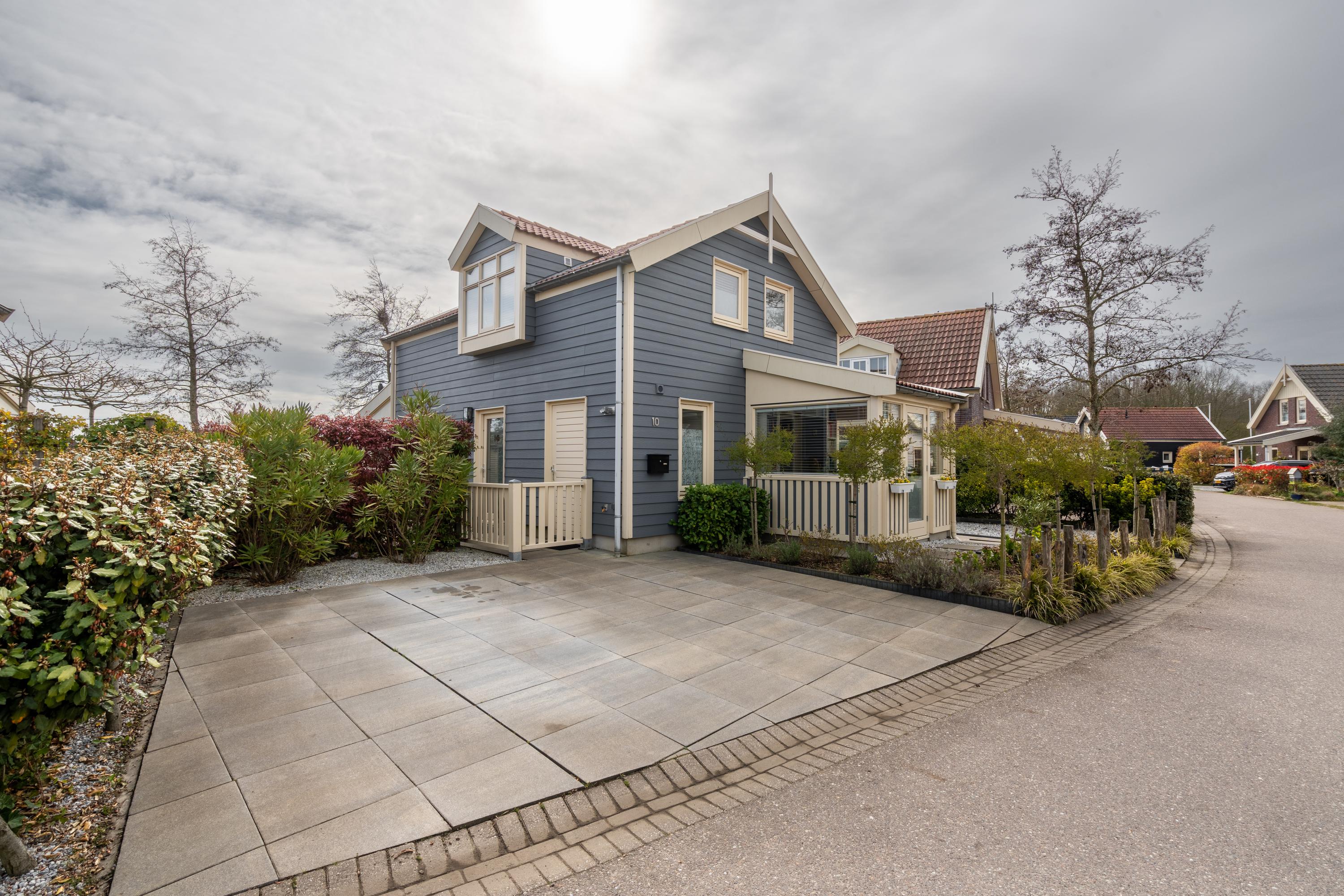 Huis Wevelsweg 10 in Simonshaven