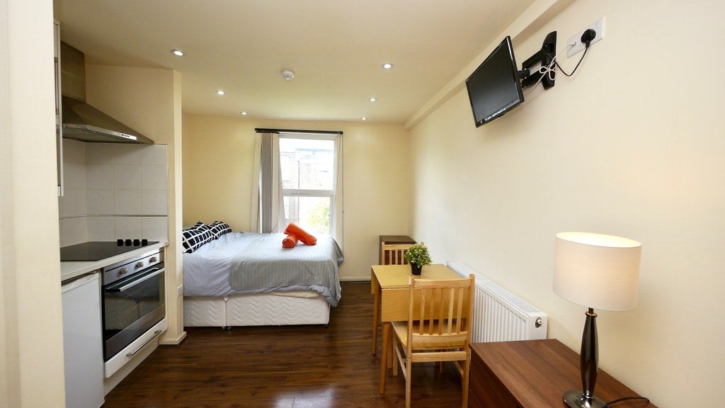 Flat Ashmore Road in City of Westminster