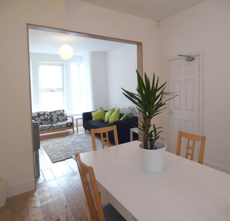 Room Sneinton Dale in Nottingham