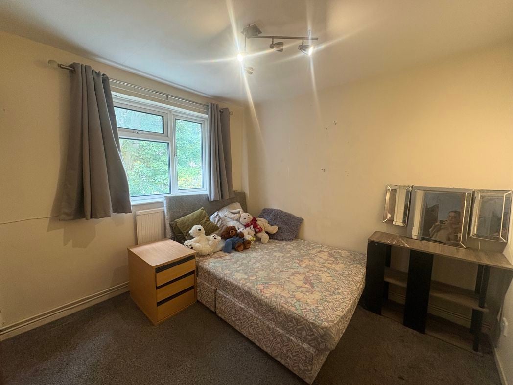 Flat Montford Close in Sunderland
