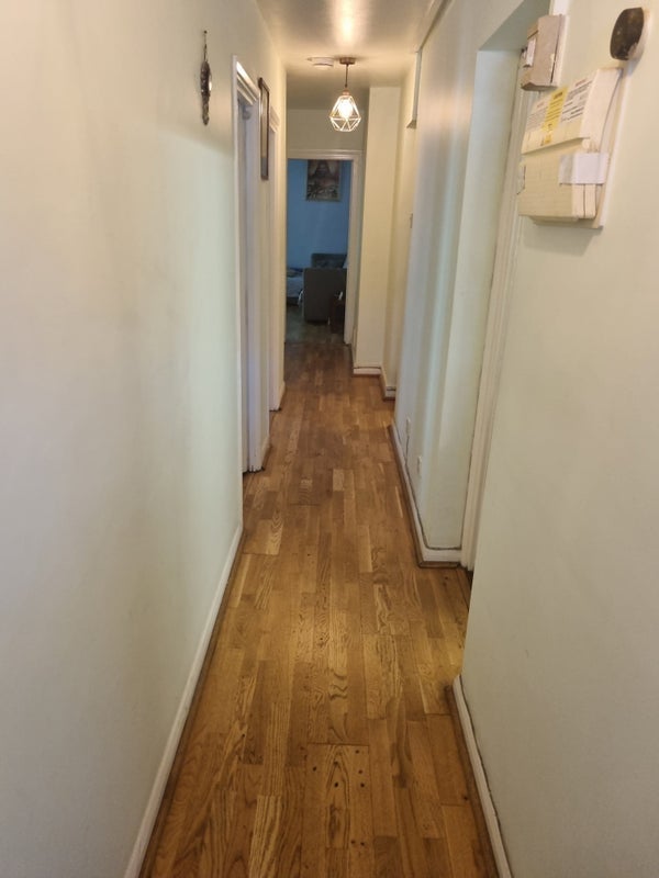 Room Ossulston Street in Greater London