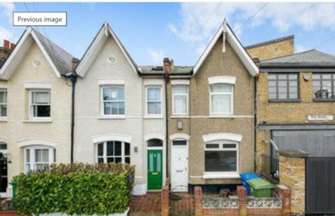 House Hichisson Road in London Borough of Southwark